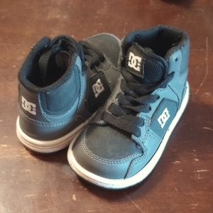 DC shoes